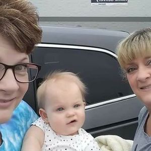 Meet your Posher, Tina